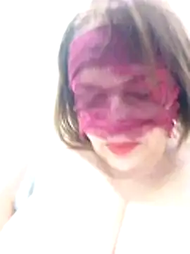 Snapshot of -Sonbola chatting on 10.26.25 -Sonbola online show from 10.26.25