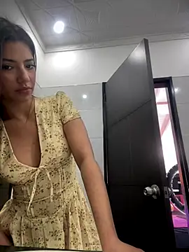 GoodGirlGoneXXX online show from 10.04.25