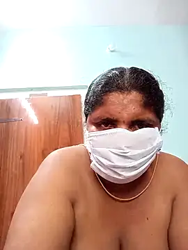 Snapshot of supcpl chatting on 10.10.25 supcpl online show from 10.10.25