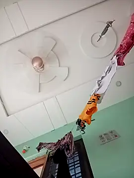 Snapshot of supcpl chatting on 10.24.25 supcpl online show from 10.24.25