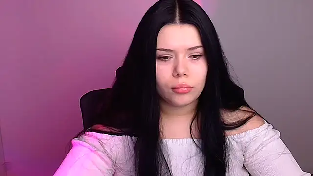 Mona Esty online show from 11.10.25