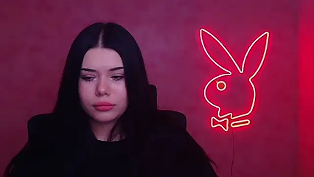 Mona Esty online show from 12.22.25