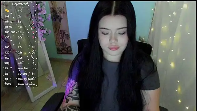 Mona Esty online show from 04.11.26