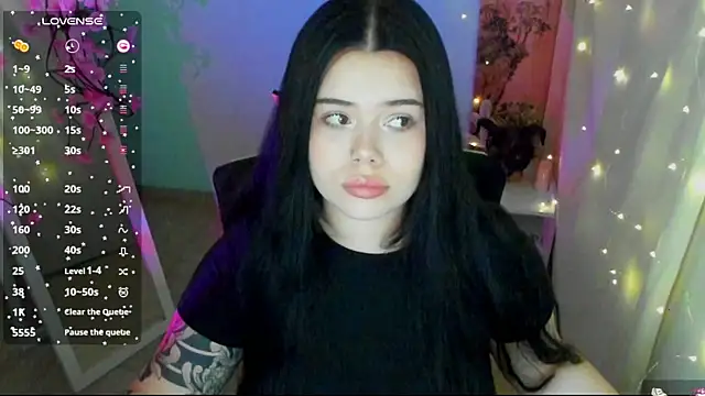 Snapshot of Mona_Esty chatting on 07.03.26 Mona Esty online show from 07.03.26