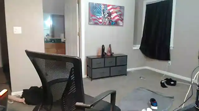 Snapshot of Michigan9000 chatting on 10.03.25 Michigan9000 online show from 10.03.25