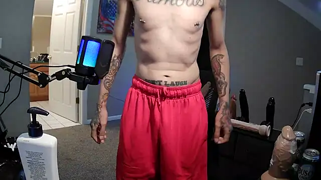 Snapshot of Michigan9000 chatting on 10.14.25 Michigan9000 online show from 10.14.25