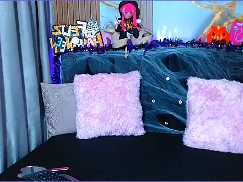 sthephylittle online show from 10.13.25