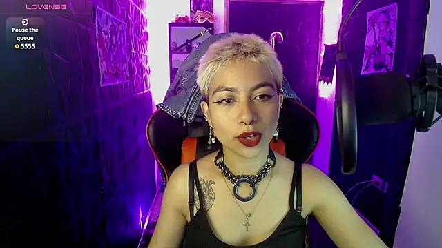 lunarichy22 online show from 12.04.25