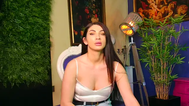 Snapshot of nicolepalmer chatting on 10.14.25 nicolepalmer online show from 10.14.25