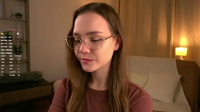 Snapshot of SweetSaraPie chatting on 02.16.26 SweetSaraPie online show from 02.16.26