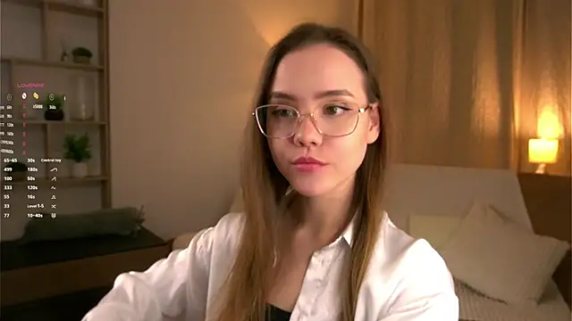 Snapshot of SweetSaraPie chatting on 03.01.26 SweetSaraPie online show from 03.01.26