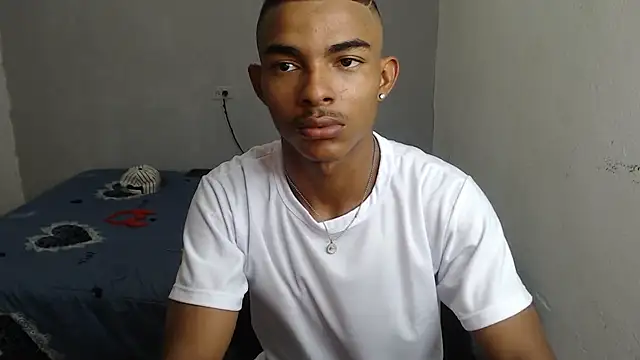 Snapshot of Dominus_kane01 chatting on 11.01.25 Dominus kane01 online show from 11.01.25