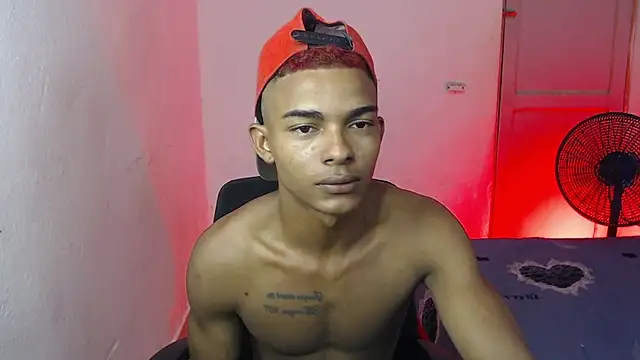 Snapshot of Dominus_kane01 chatting on 11.18.25 Dominus kane01 online show from 11.18.25