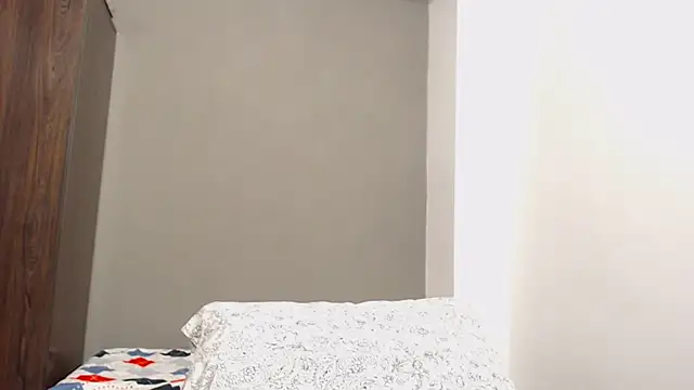 Snapshot of SamyBigTitis chatting on 10.05.25 SamyBigTitis online show from 10.05.25