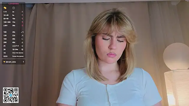 EuniceRaymundo online show from 11.18.25