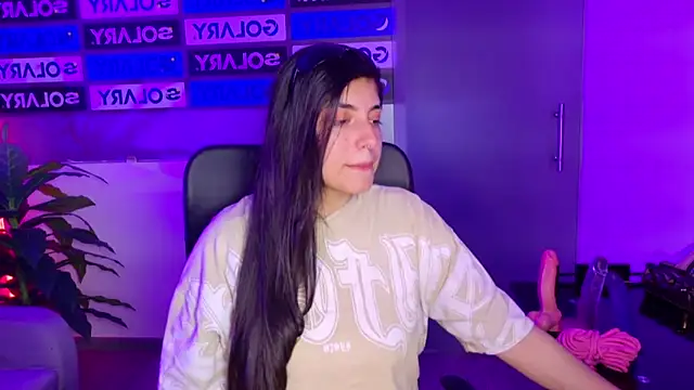 Violetta Swett  online show from 10.25.25