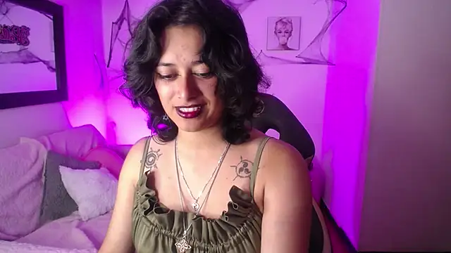 Snapshot of Andy_Eagleton_20_ chatting on 10.11.25 Andy Eagleton 20 online show from 10.11.25