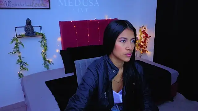 alejamedusa online show from 10.07.25