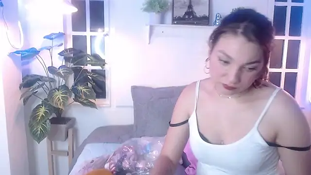 Viollet C online show from 10.23.25