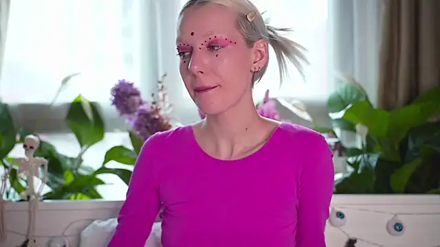 RanyThomson online show from 10.28.25