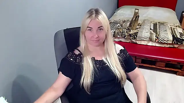 Snapshot of Ledi_Catherin chatting on 07.30.26 Ledi Catherin online show from 07.30.26