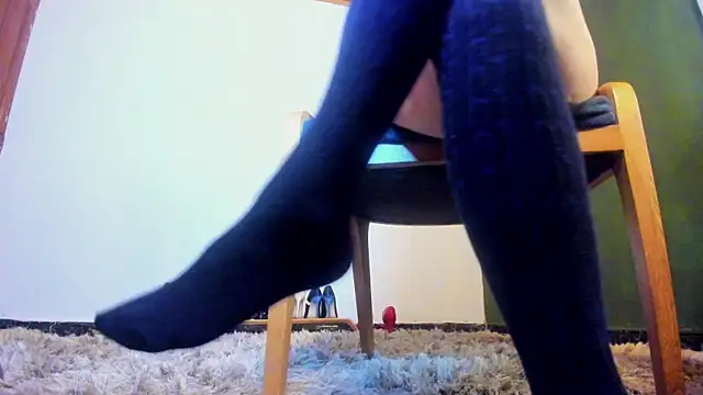 Velourmuse online show from 12.18.25