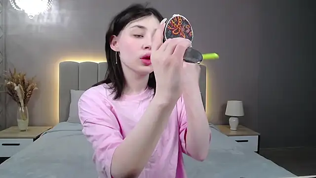 DianaMello online show from 12.19.25