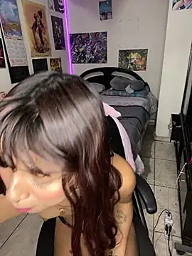 Freyaa sama online show from 10.10.25