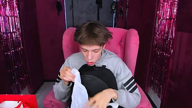 MarkBranston online show from 12.19.25