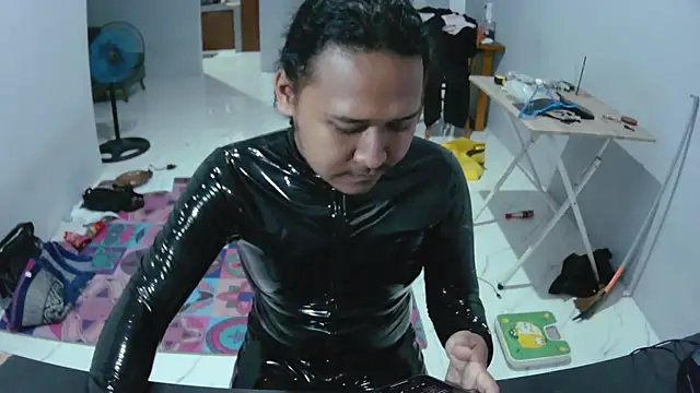 latexidn online show from 11.15.25