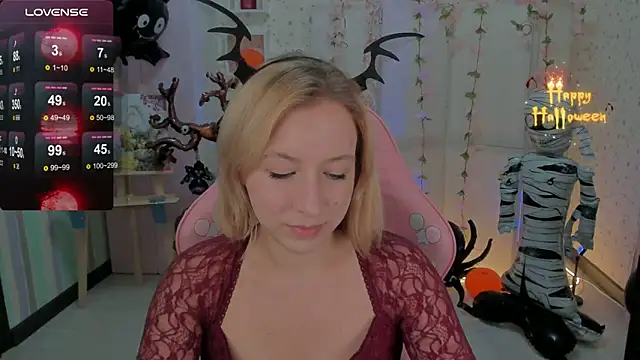 Emma Garcias online show from 10.27.25