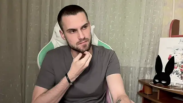 Iveraan online show from 10.29.25