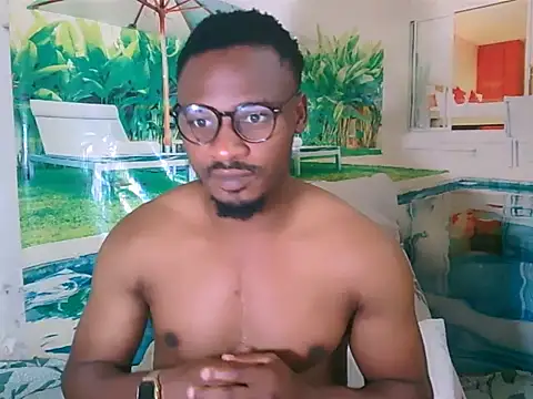 Snapshot of EbonyTiger69 chatting on 10.18.25 EbonyTiger69 online show from 10.18.25