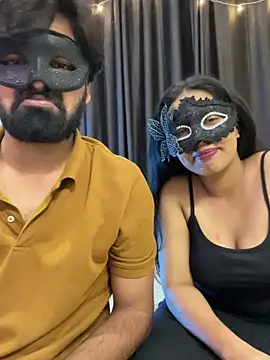 vickyandtania online show from 12.20.25