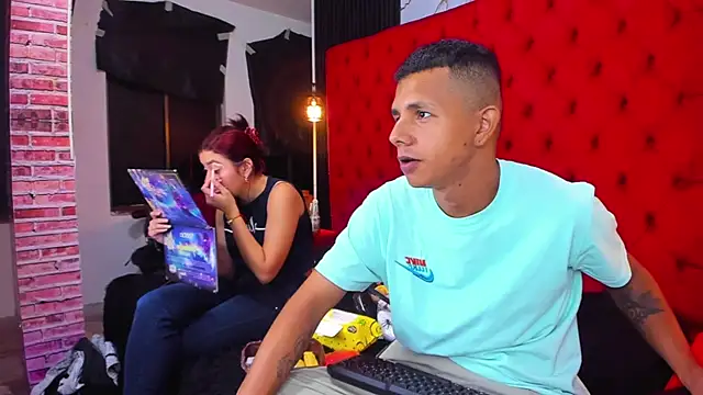 Snapshot of AnyAndDimitry chatting on 10.04.25 AnyAndDimitry online show from 10.04.25