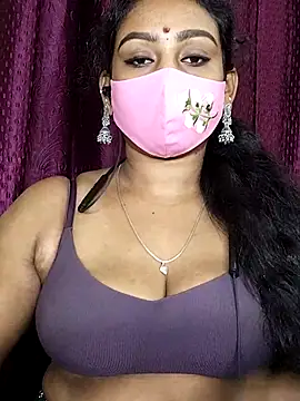 Snapshot of tamil_Monisha chatting on 07.28.26 tamil Monisha online show from 07.28.26