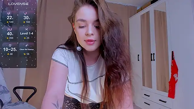 AmeliHallss online show from 04.12.26