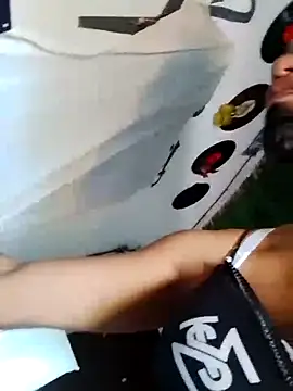 Snapshot of Angelita_culona chatting on 10.04.25 Angelita culona online show from 10.04.25