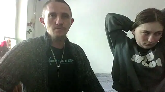 Twolatte1520 online show from 04.20.26