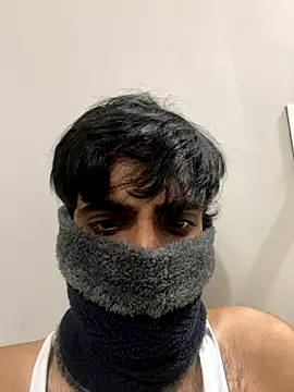 Akky00359 online show from 11.25.25