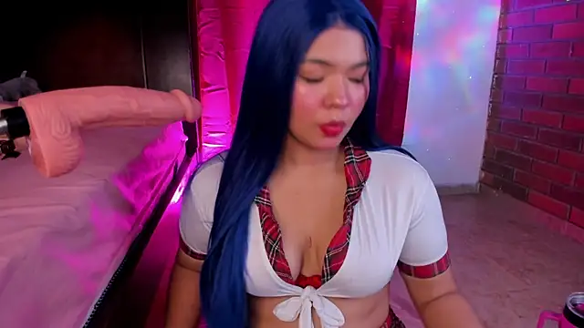 Snapshot of TinixMorgan chatting on 11.10.25 TinixMorgan online show from 11.10.25