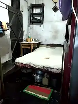 Snapshot of Rs808 chatting on 10.21.25 Rs808 online show from 10.21.25