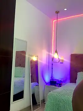 Snapshot of Rose_monroee chatting on 11.02.25 Rose monroee online show from 11.02.25