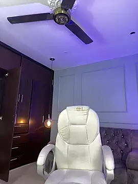 Rose monroee online show from 03.31.26