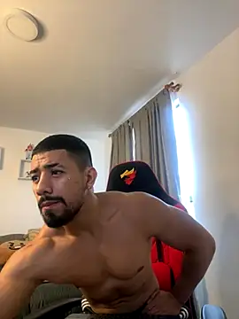 Ezzio Scolaro online show from 10.22.25