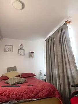 Ezzio Scolaro online show from 02.09.26