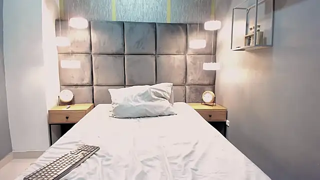 GeorginaFit online show from 10.24.25