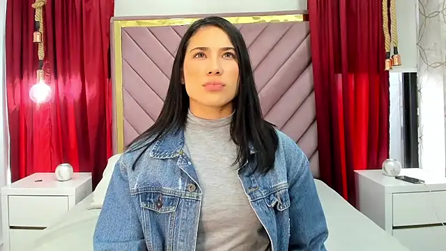 GeorginaFit online show from 12.22.25