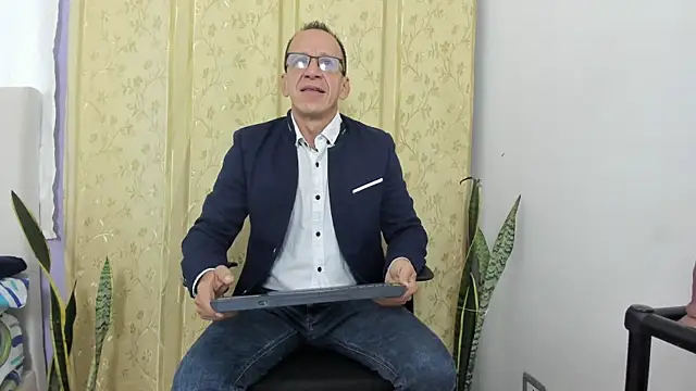  axelking  online show from 04.17.26