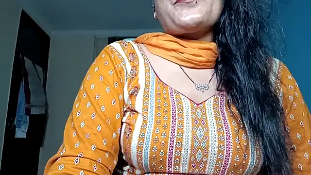 horny milf couple online show from 04.20.26